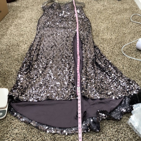 NWT Kasey J Dusty Purple Sequin High Mesh Illusion Rhinestone Neck Gown Size 12 - Picture 8 of 11